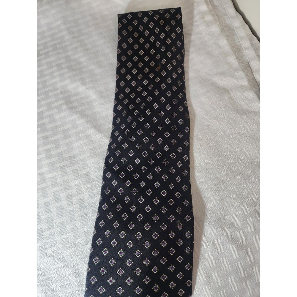 Roundtree & Yorke Mens Black Silk Geometric Medallion Tie Made in Italy